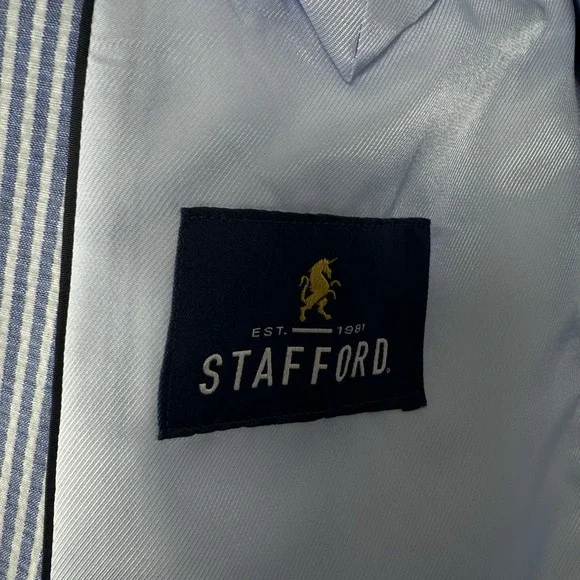 Stafford Men's 44R Seersucker Classic Fit Blazer Sport Coat Blue Striped NEW - Picture 7 of 14